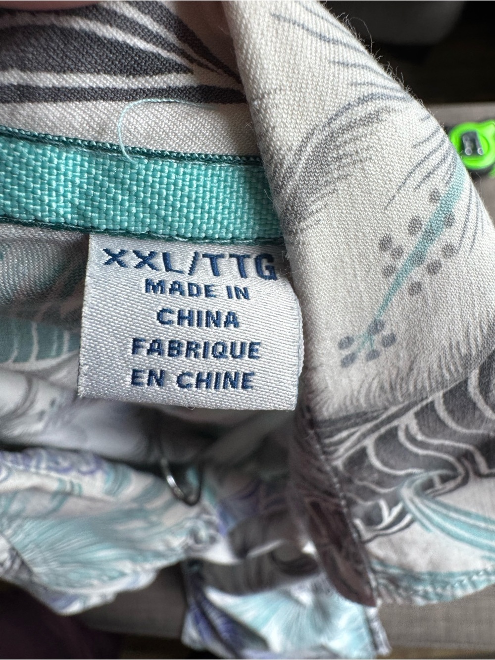 Tommy Bahama Mens XXL Silk Blend Floral Tropical Camp Shirt Blue Grey White - Picture 3 of 6